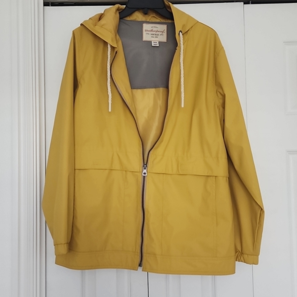 Yellow rain jacket (M) with hood